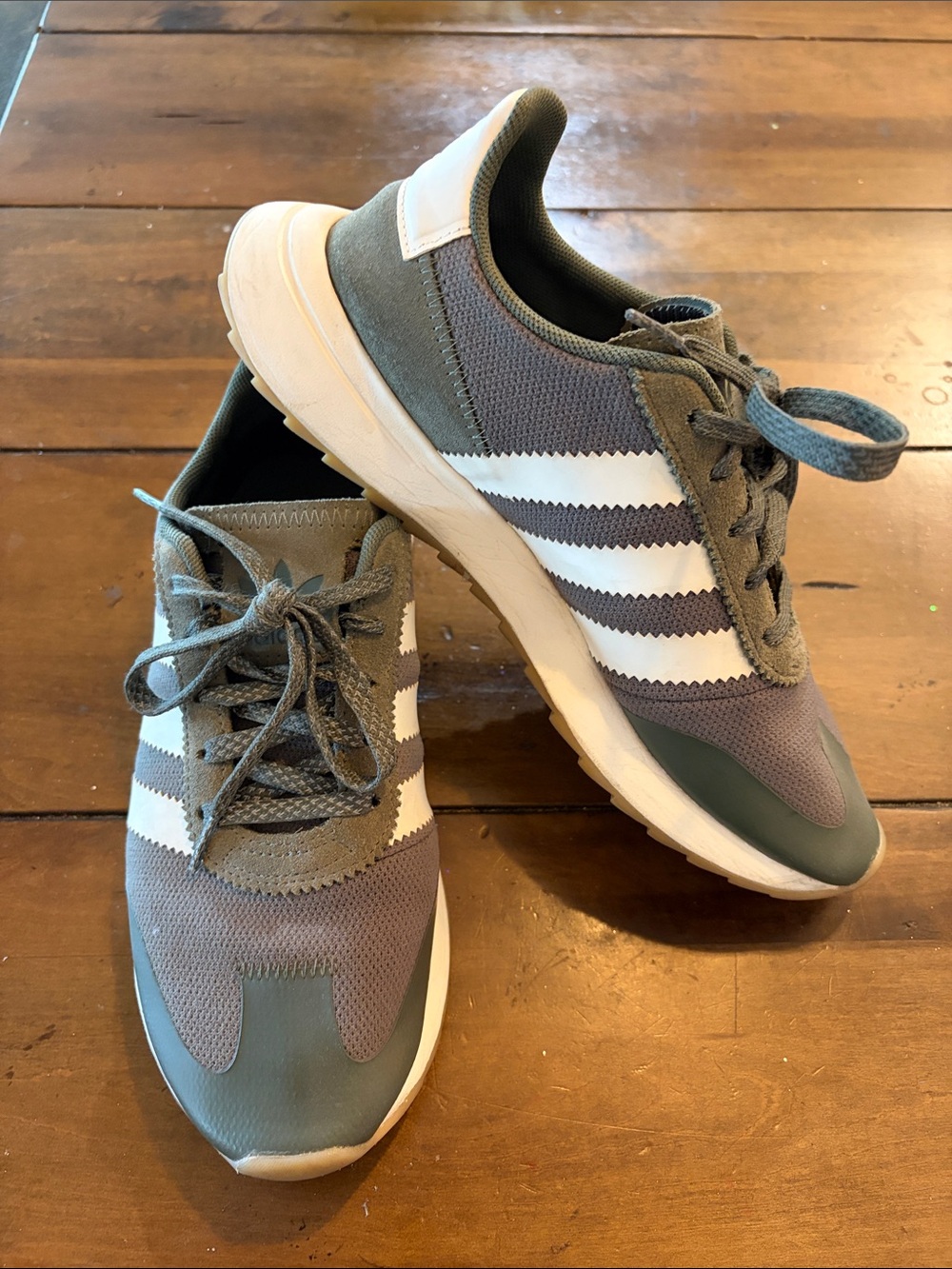 Adidas Athletic Sneakers in Olive Green and White - Classic Stripe Design